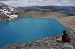 Do alto, observando a Laguna de Los Tres, no parque Los Glaciares, região de El Chaltén, no sul da patagonia argentina